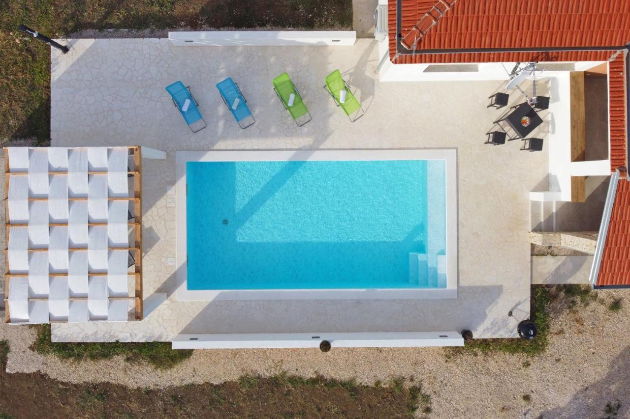 Holidayhouse Alirio With Heated Pool. Vrsi Ngoại thất bức ảnh