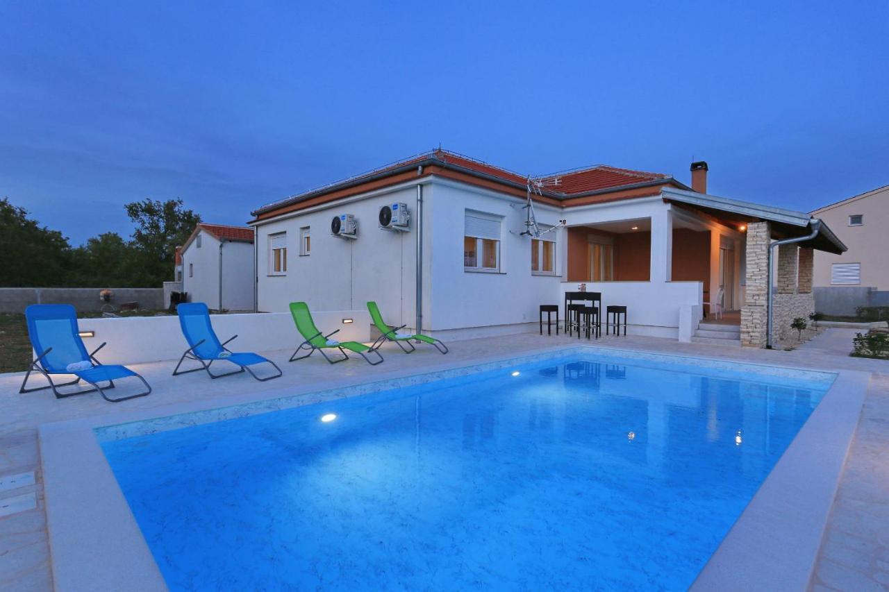 Holidayhouse Alirio With Heated Pool. Vrsi Ngoại thất bức ảnh