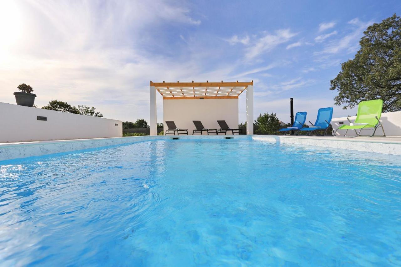 Holidayhouse Alirio With Heated Pool. Vrsi Ngoại thất bức ảnh