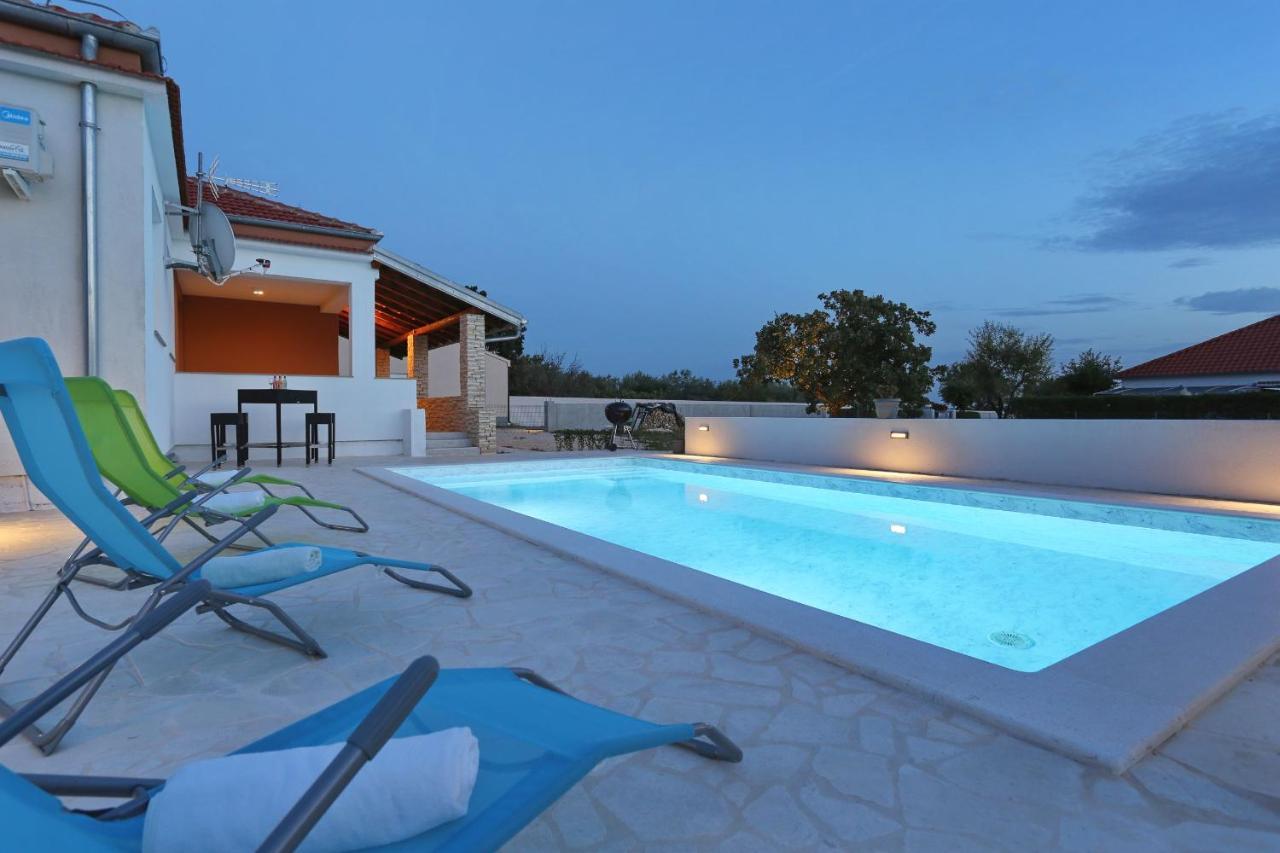 Holidayhouse Alirio With Heated Pool. Vrsi Ngoại thất bức ảnh