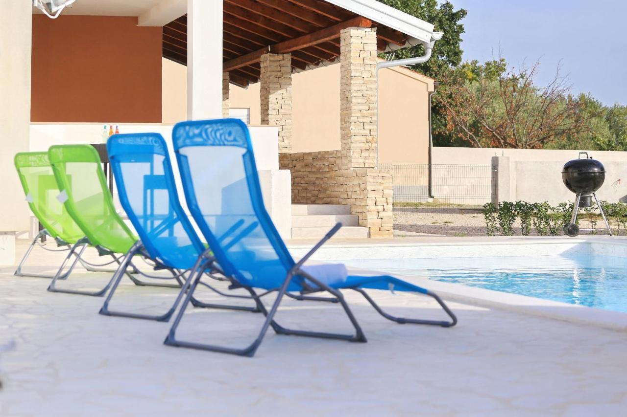 Holidayhouse Alirio With Heated Pool. Vrsi Ngoại thất bức ảnh