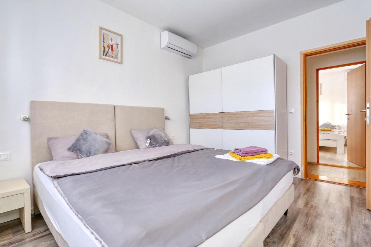 Holidayhouse Alirio With Heated Pool. Vrsi Ngoại thất bức ảnh