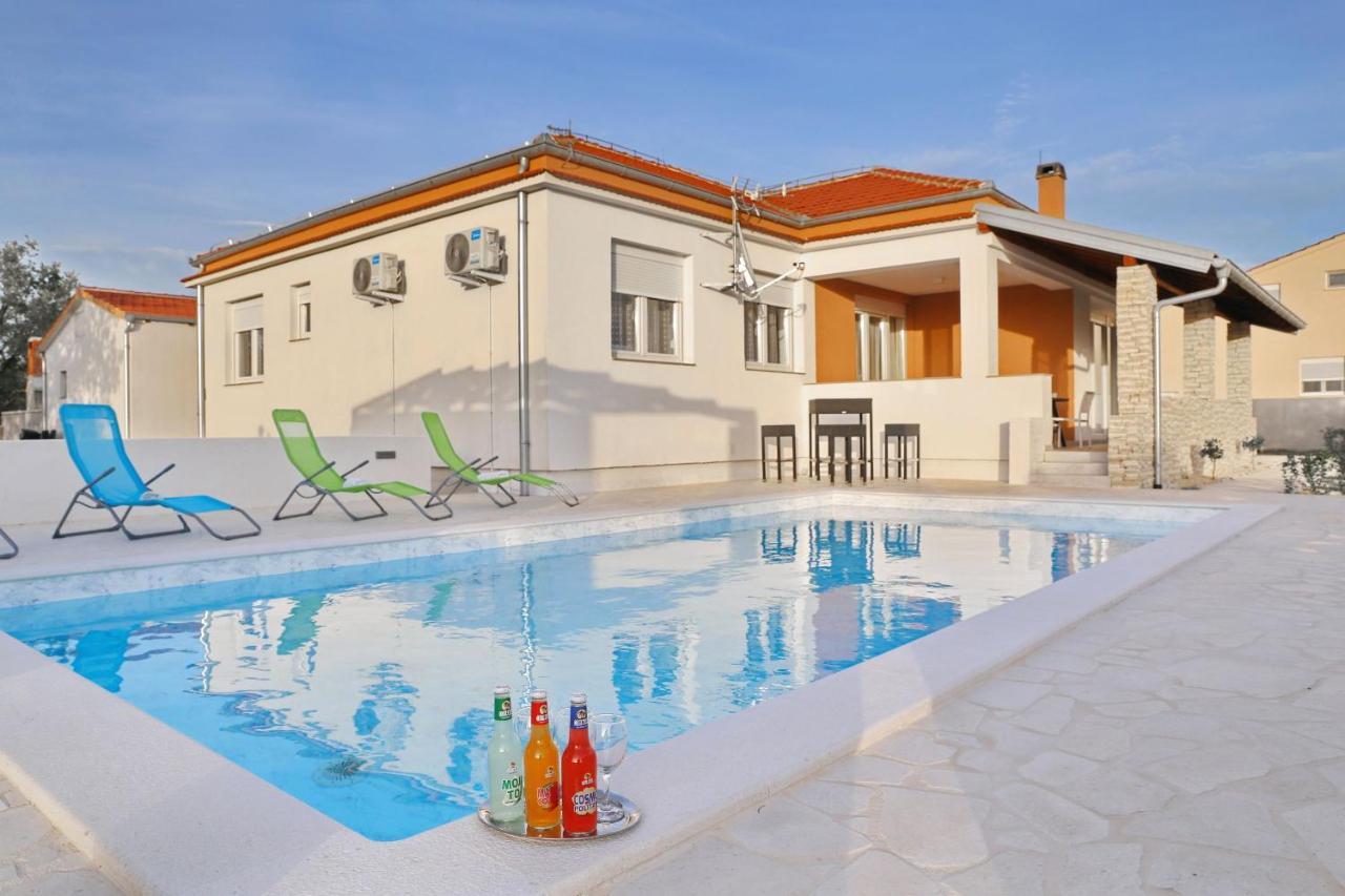 Holidayhouse Alirio With Heated Pool. Vrsi Ngoại thất bức ảnh
